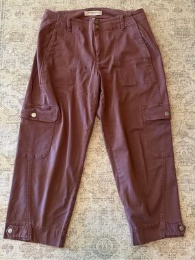 Liverpool Women's Cargo Crop Pants in Wine